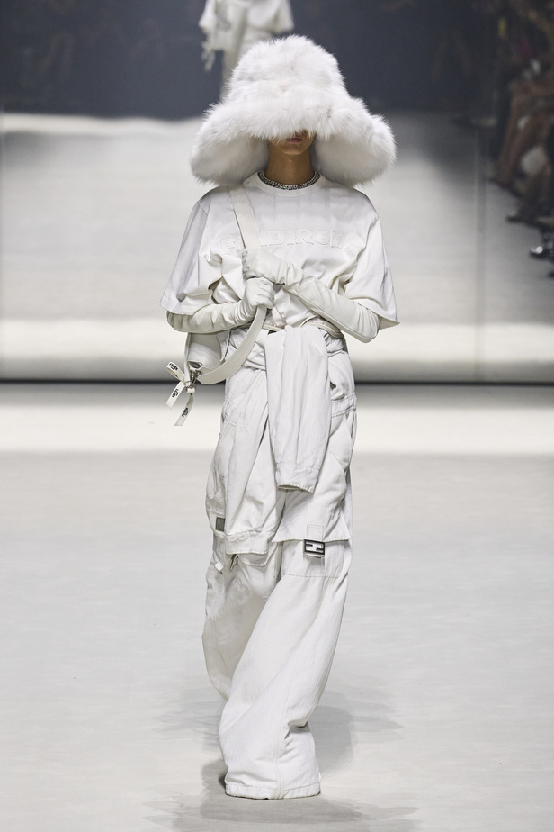 دار "فندي" تحتفل بحقيبة باغيت بجموعة كبسولية ساحرة في نيويورك