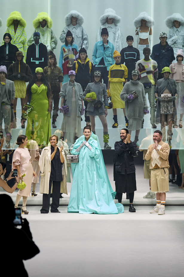 دار "فندي" تحتفل بحقيبة باغيت بجموعة كبسولية ساحرة في نيويورك