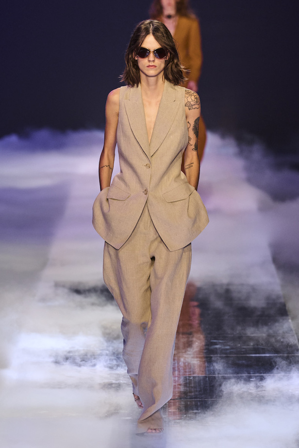 من مجموعة ألبيرتا فيريتي لموسم ربيع وصيف 2023