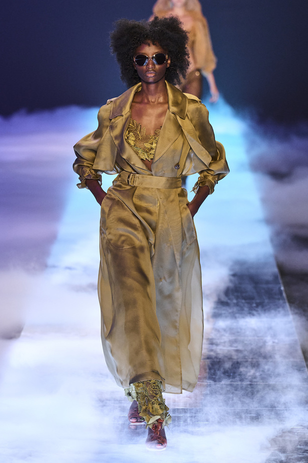 من مجموعة ألبيرتا فيريتي لموسم ربيع وصيف 2023