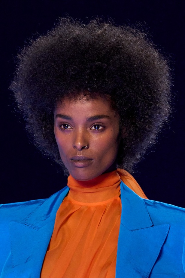 مجموعة ألبيرتا فيريتي لموسم ربيع وصيف 2023