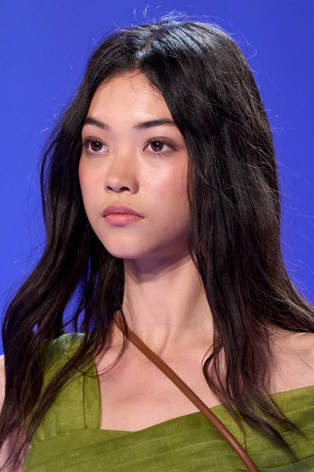 مجموعة ألبيرتا فيريتي لموسم ربيع وصيف 2023