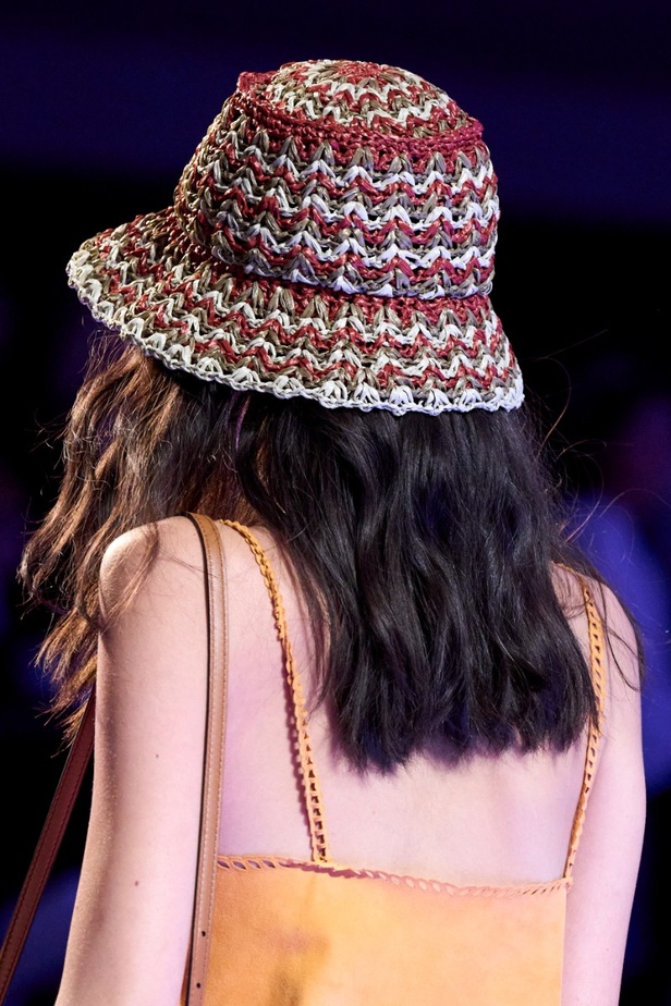 مجموعة ألبيرتا فيريتي لموسم ربيع وصيف 2023