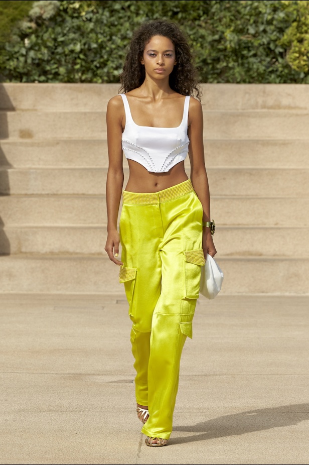 مجموعة Genny لموسم ربيع وصيف 2023