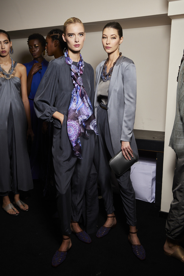 مجموعة جيورجيو ارماني لموسم ربيع وصيف 2023