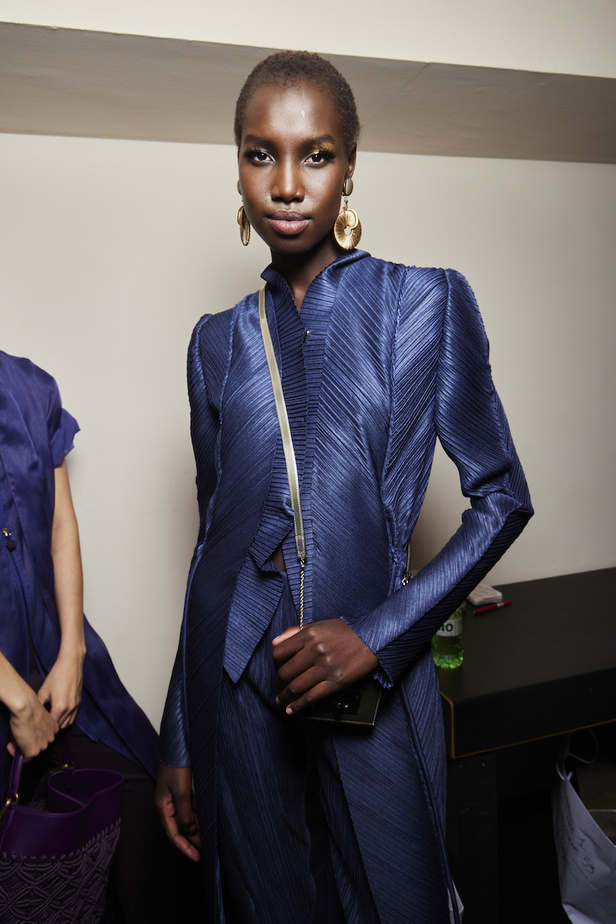 مجموعة جيورجيو ارماني لموسم ربيع وصيف 2023