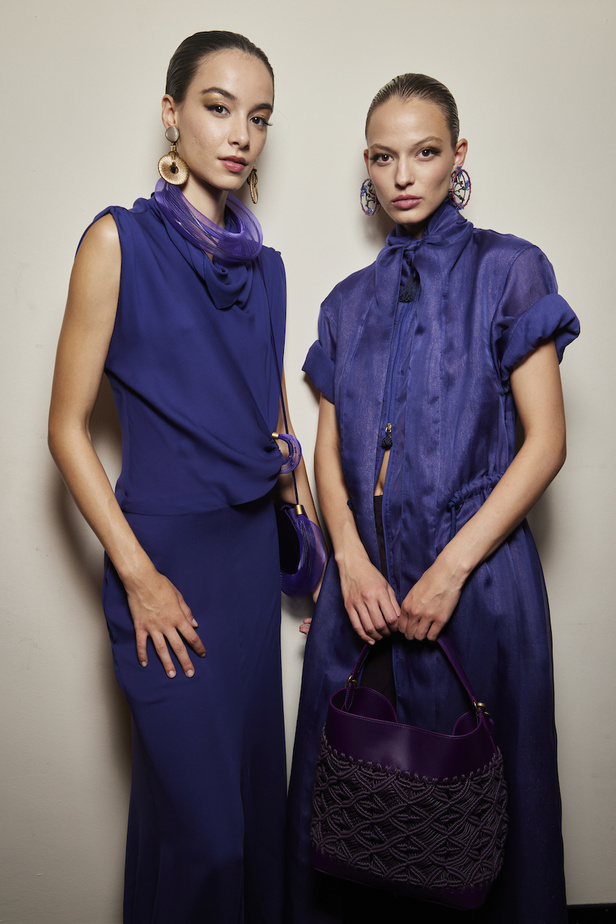 مجموعة جيورجيو ارماني لموسم ربيع وصيف 2023