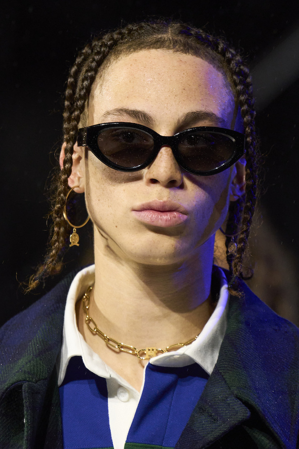 مجموعة تومي هيلفيغر لموسم خريف وشتاء 2022