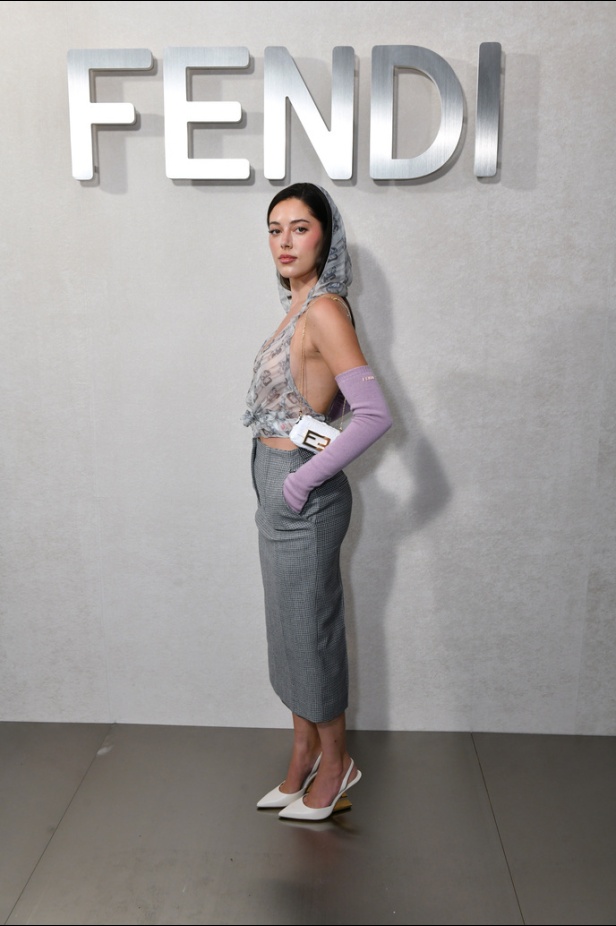 دار "فندي" تحتفل بحقيبة باغيت بجموعة كبسولية ساحرة في نيويورك