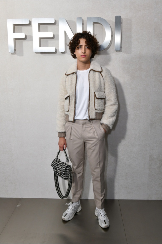 دار "فندي" تحتفل بحقيبة باغيت بجموعة كبسولية ساحرة في نيويورك