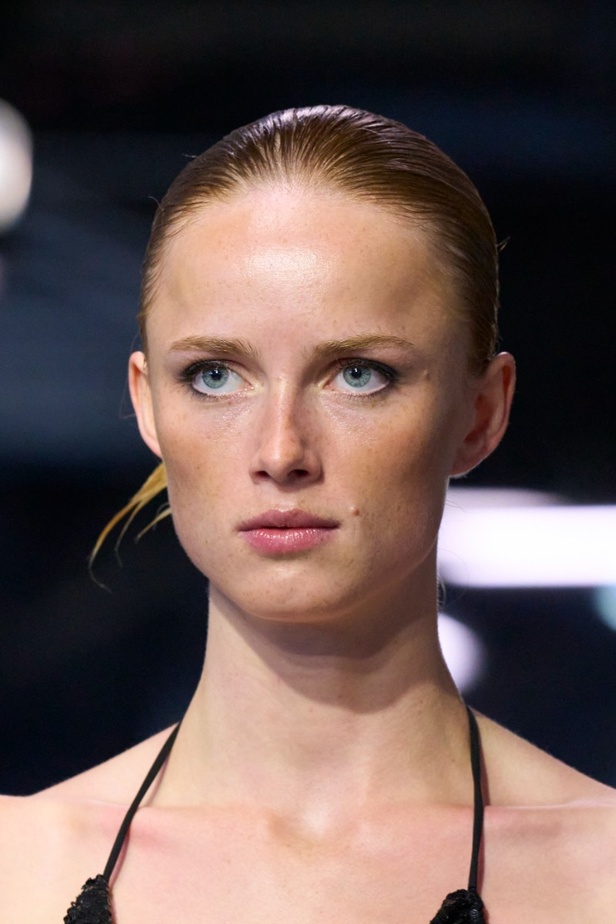 مجموعة مايكل كورس لموسم ربيع وصيف 2023