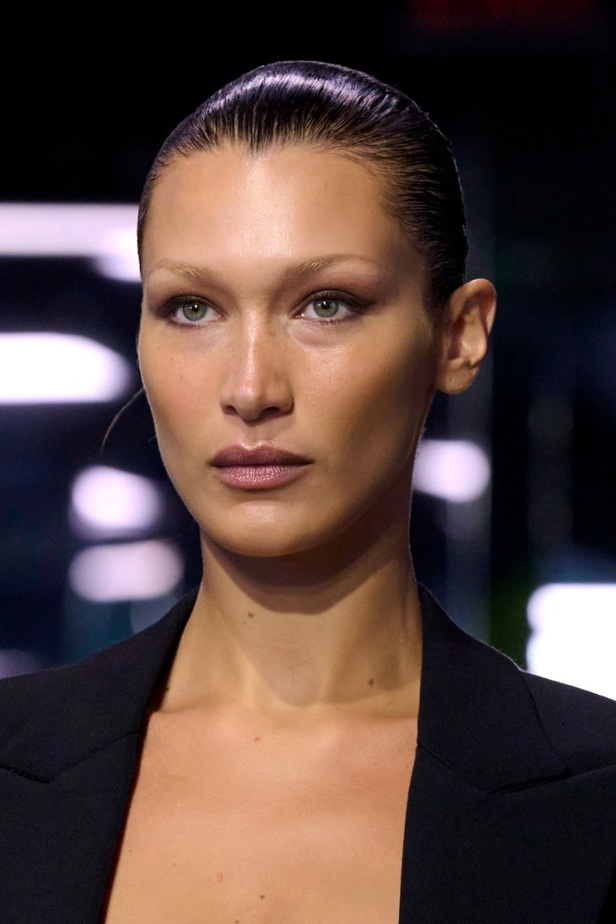 مجموعة مايكل كورس لموسم ربيع وصيف 2023