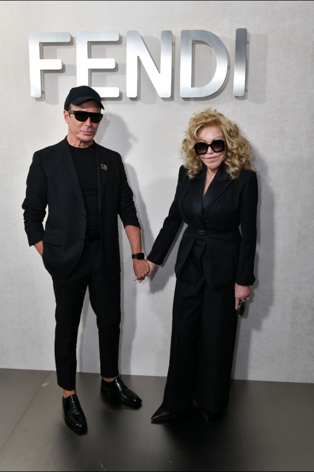 دار "فندي" تحتفل بحقيبة باغيت بجموعة كبسولية ساحرة في نيويورك