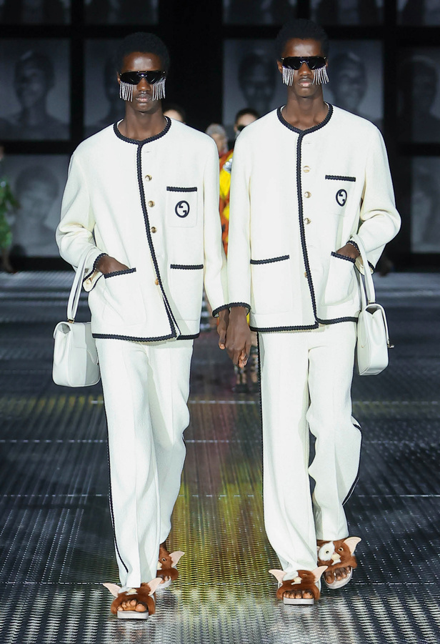 مجموعة Gucci تنقلنا إلى عالم Twinsburg: توأمة في الأناقة والعصرية 