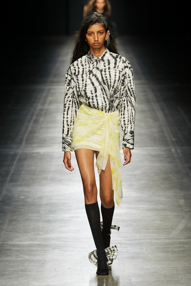 مجموعة MSGM لربيع 2023 وعد بالحبّ من خلال الموضة