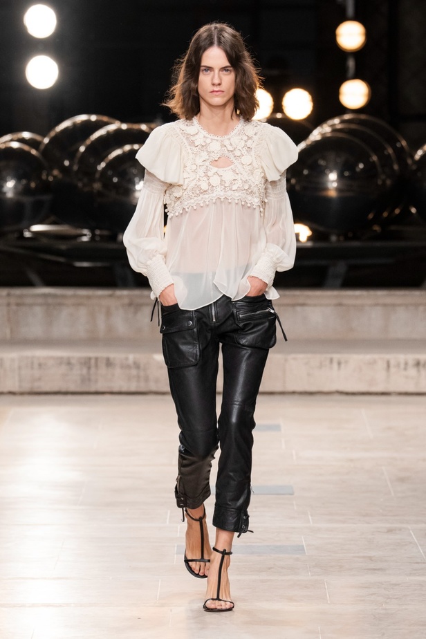 مجموعة Isabel Marant لربيع 2023 