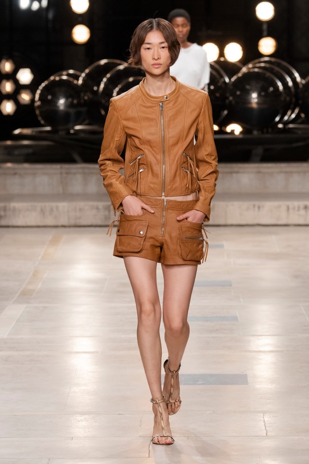 مجموعة Isabel Marant لربيع 2023 