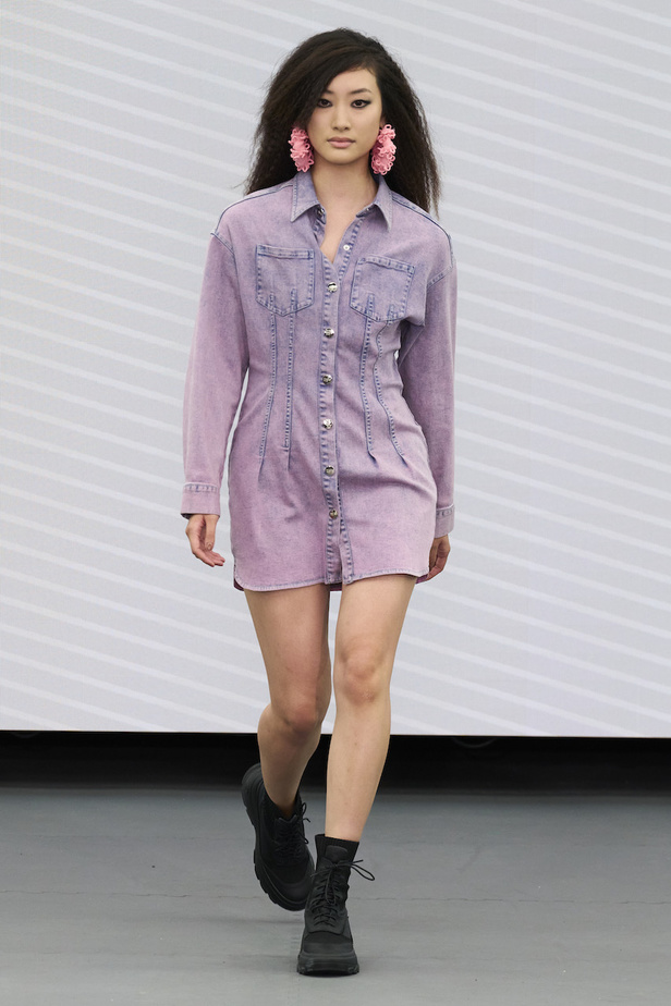 من مجموعة مارك فاست لموسم ربيع وصيف 2023