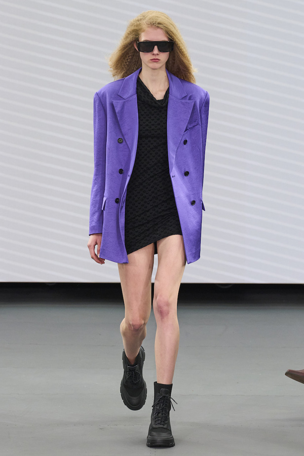 من مجموعة مارك فاست لموسم ربيع وصيف 2023