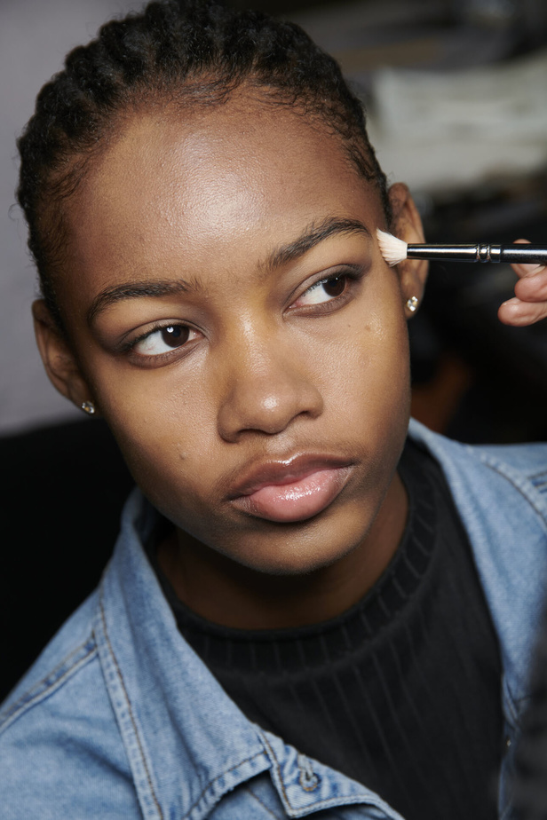 مجموعة Antonio Marras لربيع وصيف 2023.. جرأة النقشات وبريق الأقمشة