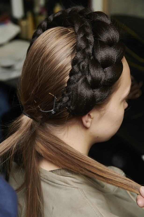 مجموعة Antonio Marras لربيع وصيف 2023.. جرأة النقشات وبريق الأقمشة