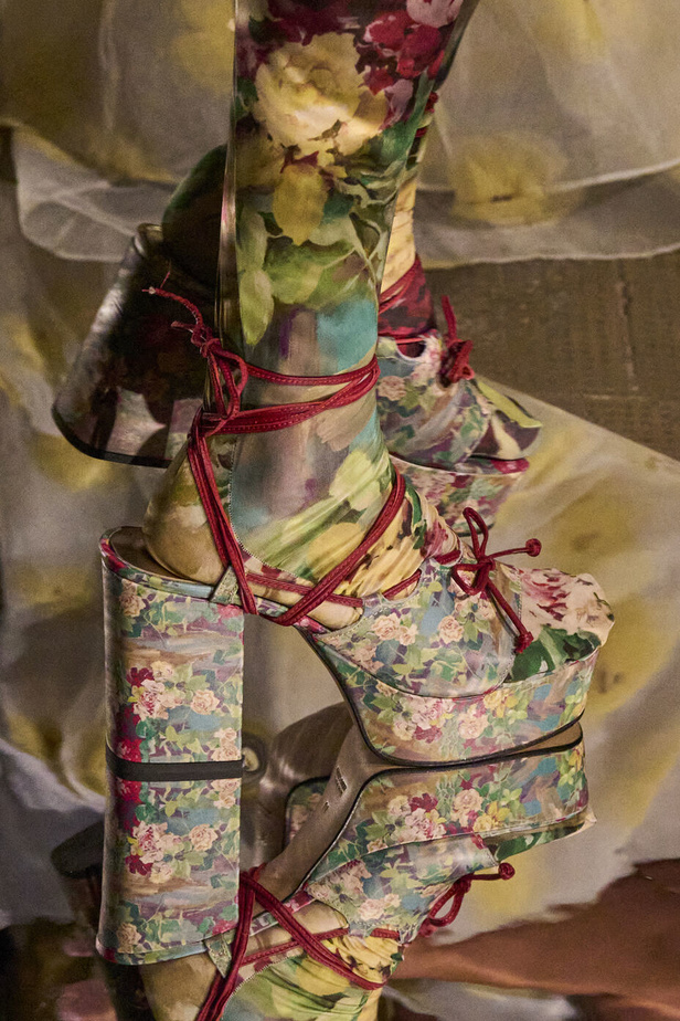 مجموعة Antonio Marras لربيع وصيف 2023.. جرأة النقشات وبريق الأقمشة