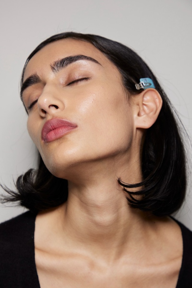 مجموعة Max Mara لموسم ربيع وصيف 2023  تستعرض مفهومي الأنوثة الجديدة والشجاعة