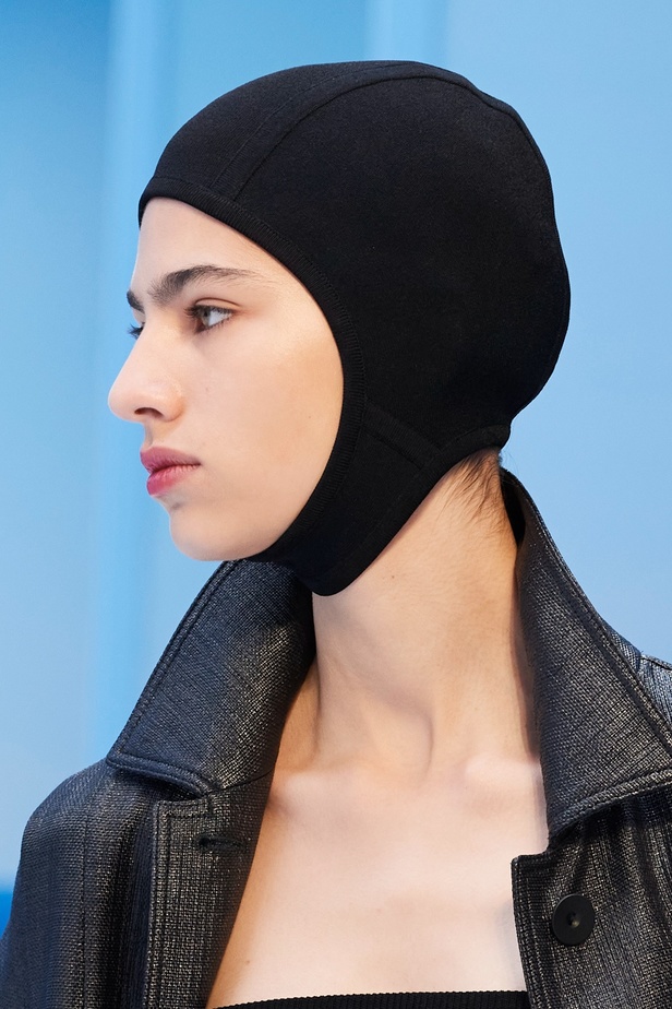 مجموعة Max Mara لموسم ربيع وصيف 2023  تستعرض مفهومي الأنوثة الجديدة والشجاعة