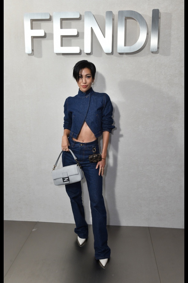 دار "فندي" تحتفل بحقيبة باغيت بجموعة كبسولية ساحرة في نيويورك