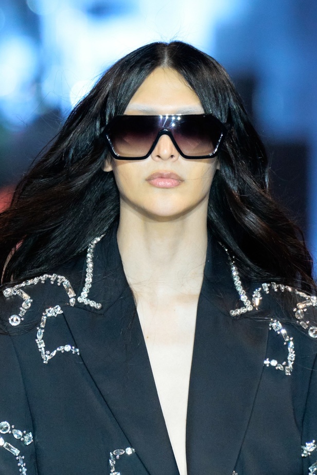 مجموعة Philipp Plein لربيع وصيف 2023 بروح موسيقى الروك