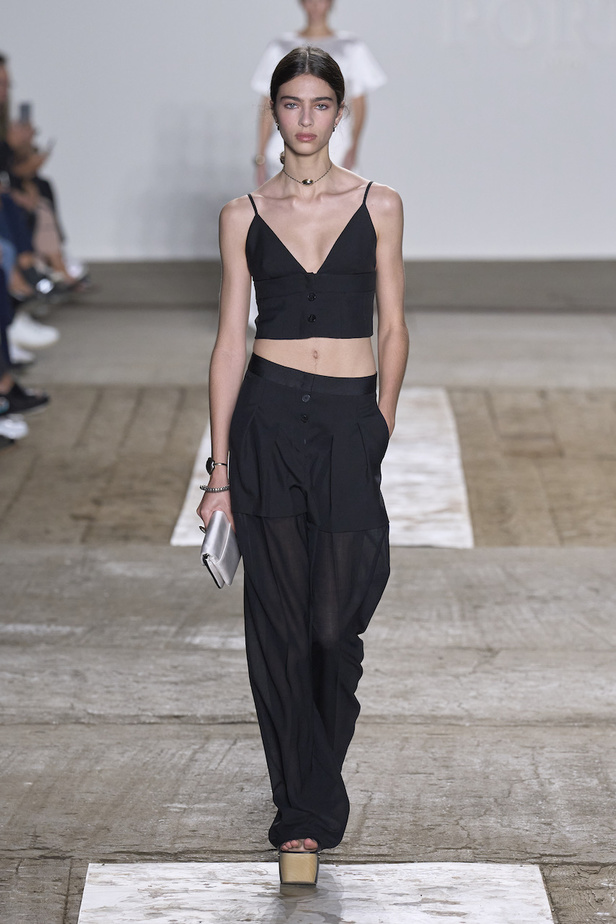 من مجموعة Ports 1961 لموسم ربيع وصيف 2023