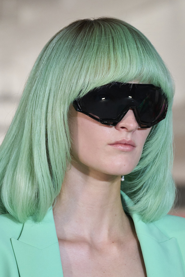 مجموعة Prabal Gurung لربيع وصيف 2022.. ألوان قوية وتفاصيل هندسية