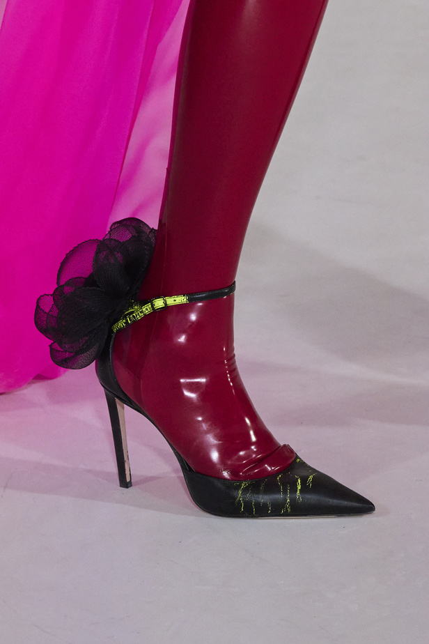 مجموعة Prabal Gurung لربيع وصيف 2022.. ألوان قوية وتفاصيل هندسية