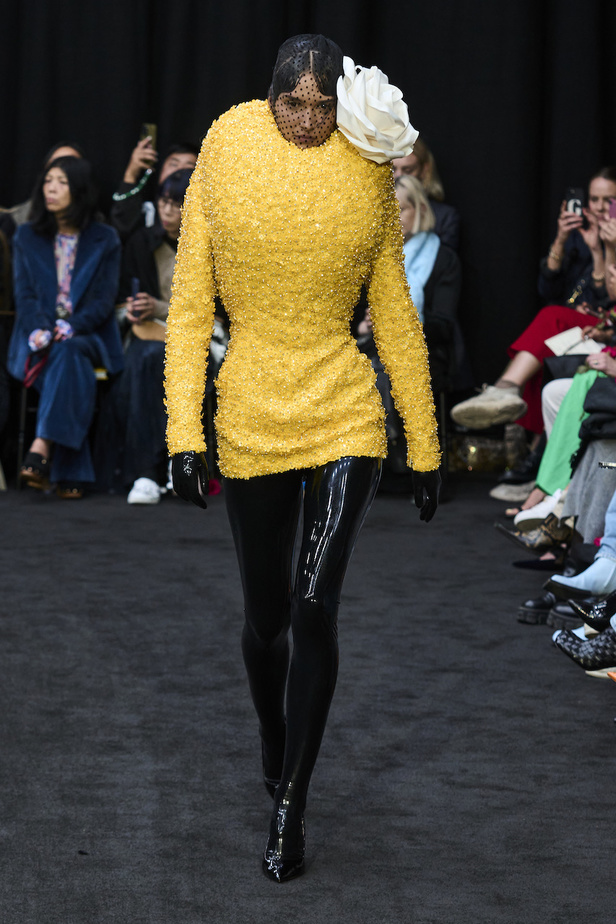 من مجموعة ريتشارد كوين لموسم ربيع وصيف 2023