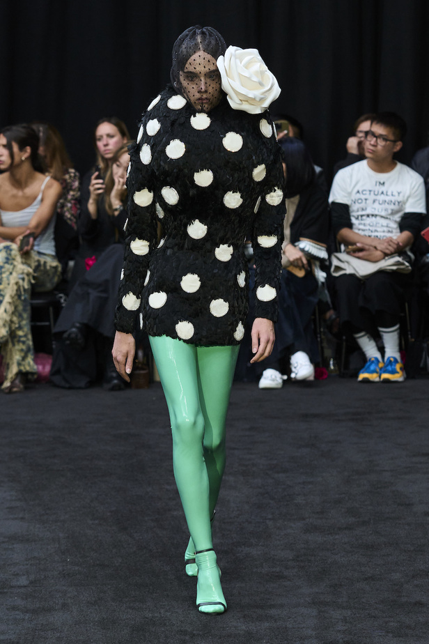 من مجموعة ريتشارد كوين لموسم ربيع وصيف 2023