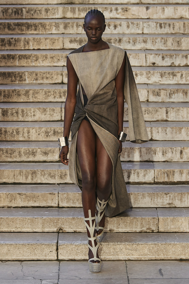 مجموعة ريك أوينز لموسم ربيع وصيف 2023