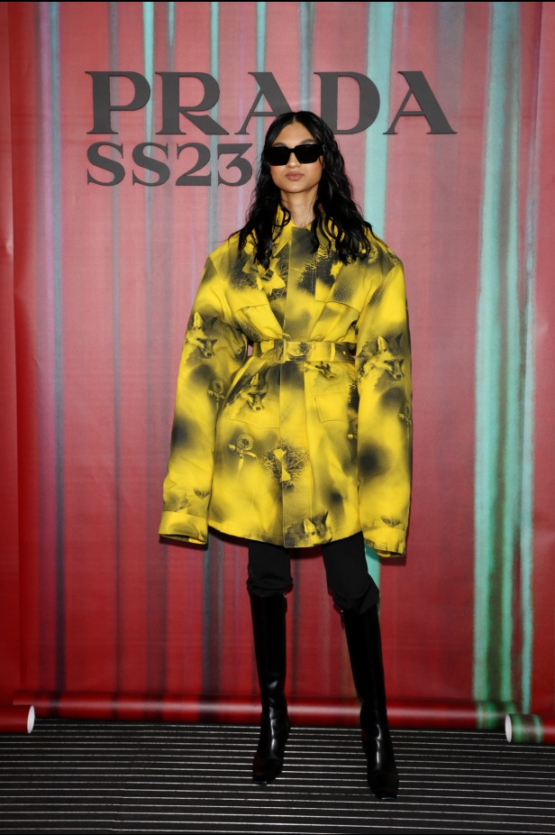 مجموعة Prada لربيع وصيف 2023: اللمسة الإبداعية المناسبة لموسم الربيع المقبل