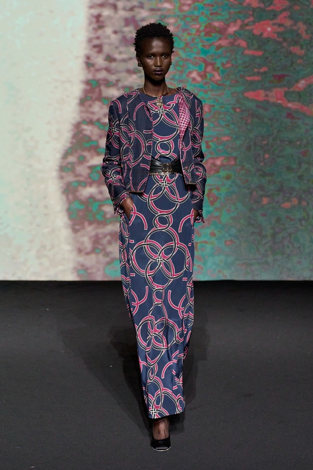 مجموعة CHANEL لربيع 2023 تترجم السحر السينمائي وتستكشف حرية المرأة وأنوثتها