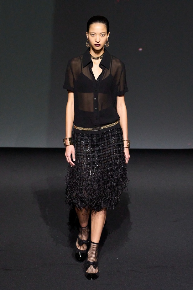 مجموعة CHANEL لربيع 2023 تترجم السحر السينمائي وتستكشف حرية المرأة وأنوثتها