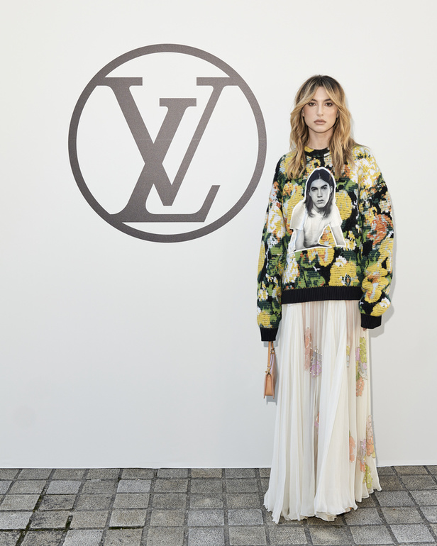 مجموعة Louis Vuitton  لربيع وصيف 2023.. تصاميم مبتكرة وأناقة الجلد