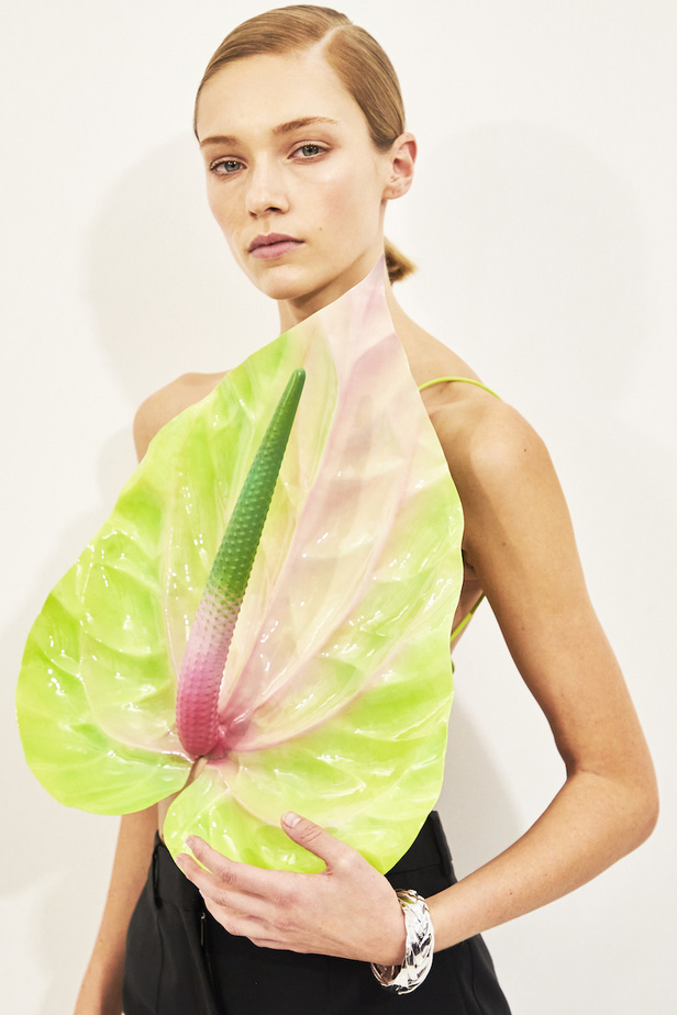 مجموعة Loewe لموسم ربيع وصيف 2023