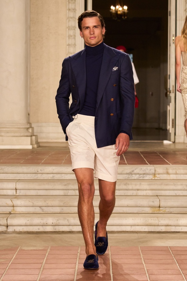 عالم Ralph Lauren يتجلى بأدق تفاصيله في مجموعة ربيع 2023 في جنوب كاليفورنيا لأول مرة على الإطلاق 