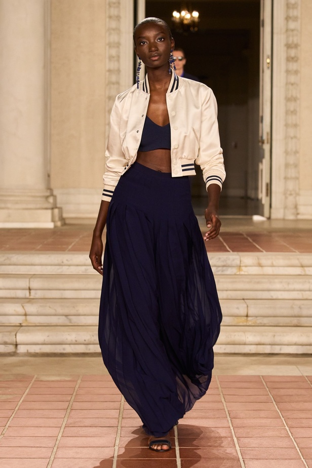 عالم Ralph Lauren يتجلى بأدق تفاصيله في مجموعة ربيع 2023 في جنوب كاليفورنيا لأول مرة على الإطلاق 