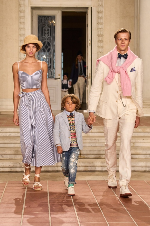 عالم Ralph Lauren يتجلى بأدق تفاصيله في مجموعة ربيع 2023 في جنوب كاليفورنيا لأول مرة على الإطلاق 