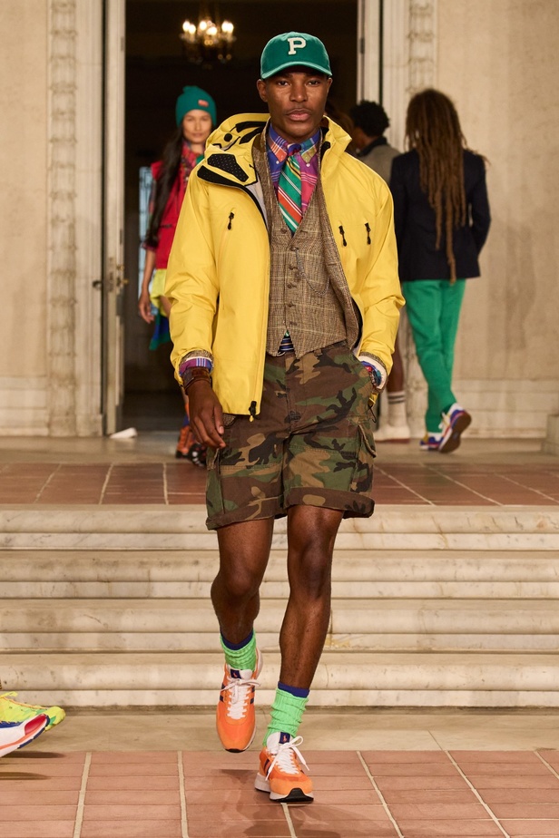 عالم Ralph Lauren يتجلى بأدق تفاصيله في مجموعة ربيع 2023 في جنوب كاليفورنيا لأول مرة على الإطلاق 