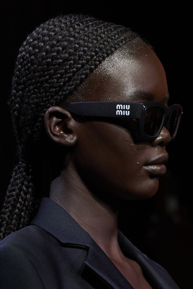 مجموعة ميو ميو لموسم ربيع وصيف 2023