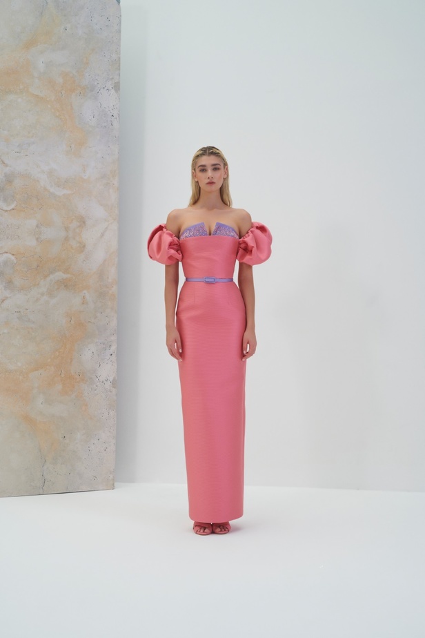 مجموعة Rami Al Ali لربيع وصيف 2023 صورة مُنمّقةً للأناقة المعاصرة