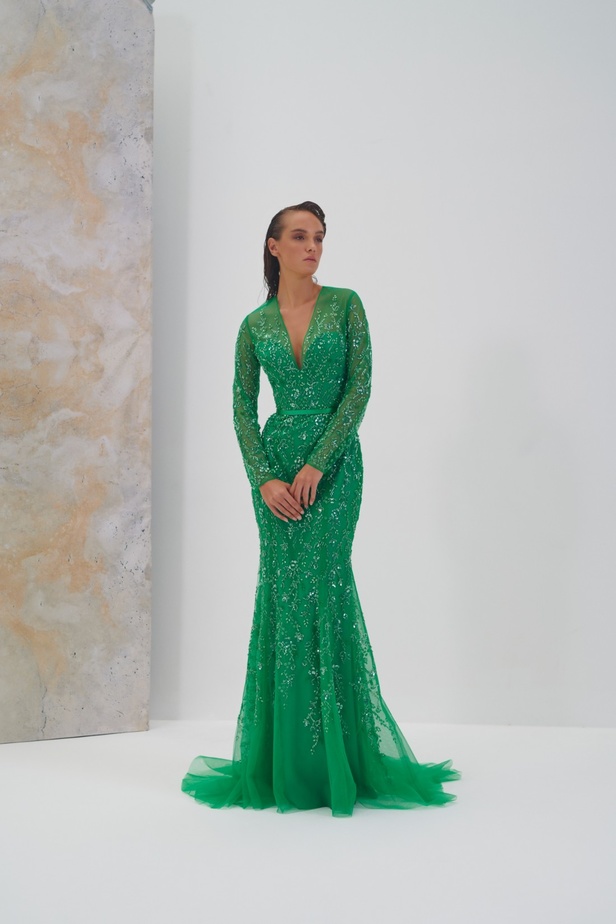 مجموعة Rami Al Ali لربيع وصيف 2023 صورة مُنمّقةً للأناقة المعاصرة