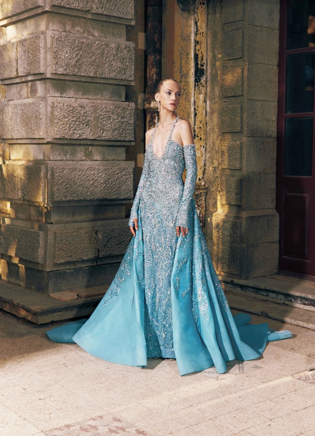 مجموعة Tony Ward لربيع 2023 انفجار ألوان استثنائية 