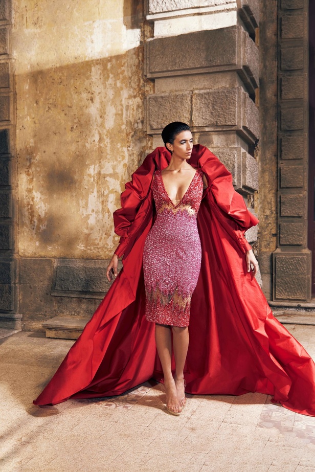 مجموعة Tony Ward لربيع 2023 انفجار ألوان استثنائية 